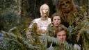 Jen jeden herec hrál ve všech Star Wars filmech. Do každé trilogie ale zasáhli i další