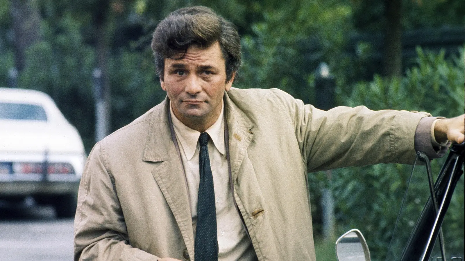 Columbo měl vypadat úplně jinak. Slavné tváře roli odmítly a hvězdu pomohl definovat Spielberg