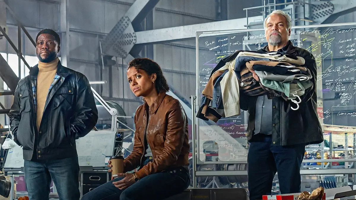 Recenze: V letu na Netflixu musí Kevin Hart ukrást půl miliardy. A je to pěkná otrava