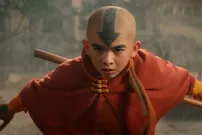Avatar: Legenda o Aangovi svou předlohu miluje. Replikovat ji ale zvládá jen s odřenýma ušima
