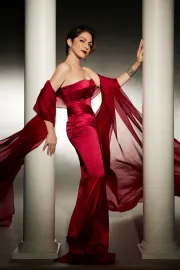 Gloria Estefan: The Standards