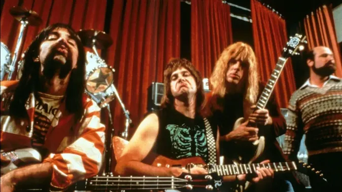 Živě přímo z pekla se hlásí Spinal Tap. Hudební satira je i po 40 letech popkulturním milníkem