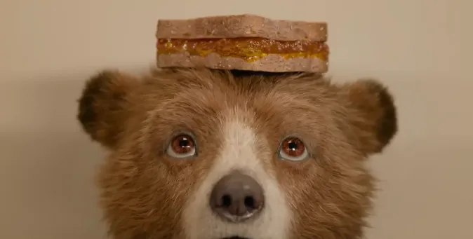 Medvídek Paddington vyráží do Peru. Trailer vzbuzuje naději, že třetí díl neztratil kouzlo