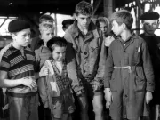 Knoflíková válka: trailer