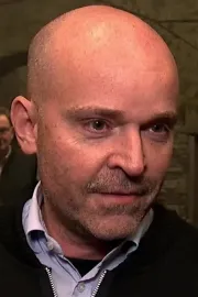 Tomas Hostrup-Larsen