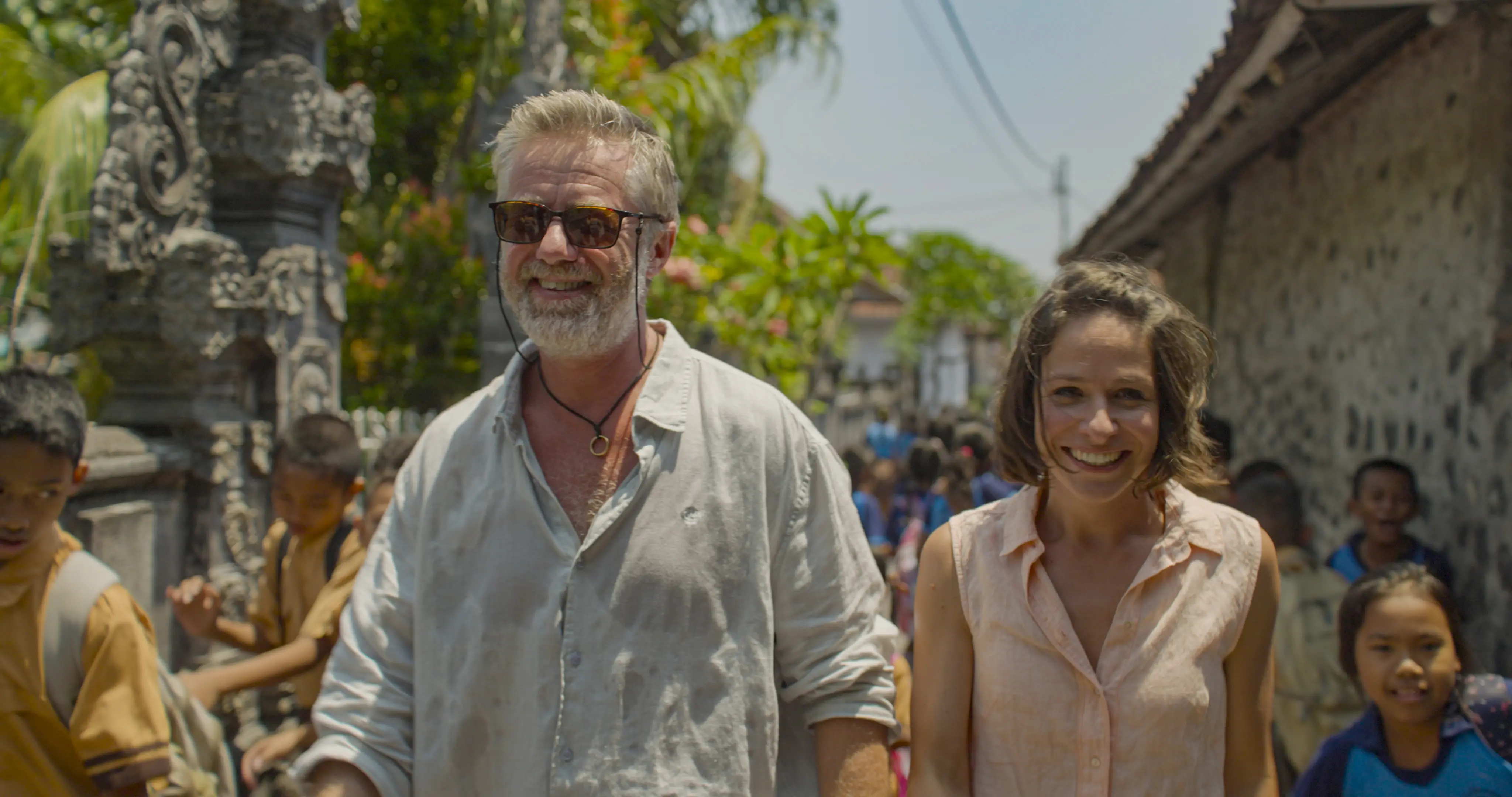 Recenze: Poklad se spoléhá na potápění Langmajera a Khek Kubařové. Selhává jako zábava i dobrodružství