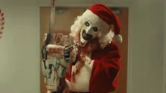 Nejextrémnější horor roku se přeci jen podívá do českých kin. Kdy Terrifier 3 prověří vaše žaludky?