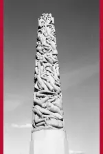 Nadějní návštěvníci a truchlící průvodci: Zápisky z cestovního deníku temného turisty