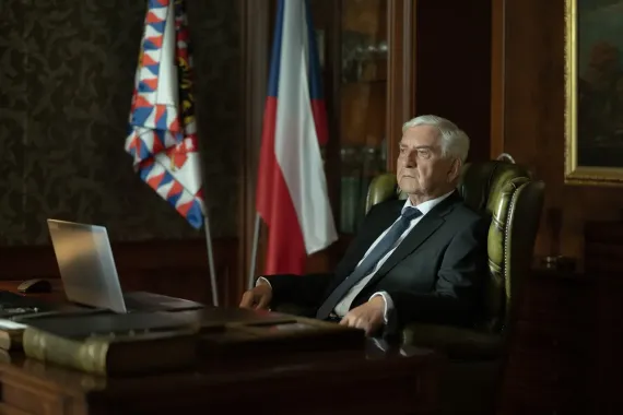 Kolem českého prezidenta přibývá mrtvol. Trailer na seriál Moloch slibuje hutný politický thriller