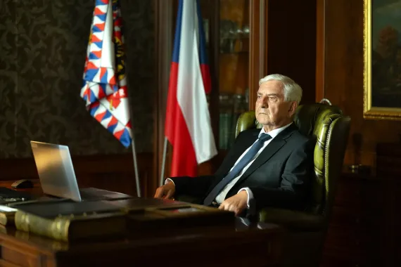 „Nejvíc pyšný jsem na komornější scény," říká scenárista seriálu Moloch, Štefan Titka