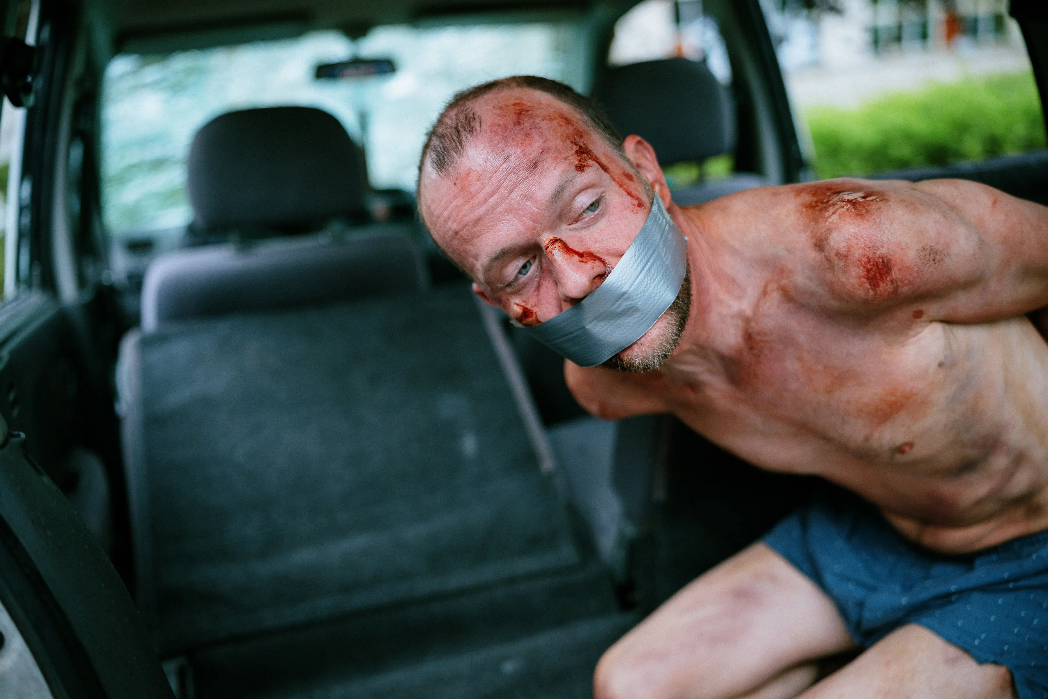 Smích, krev a další tělní tekutiny. České komedie dokáží zajít za hranu