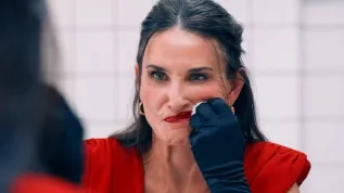 Už není popcornovou herečkou. Demi Moore dojemně reagovala na první hereckou cenu za 45 let