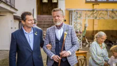 Moře na dvoře a film bez dobrého scénáře. Vetchý a Langmajer se snaží zachránit nepříjemný kýč