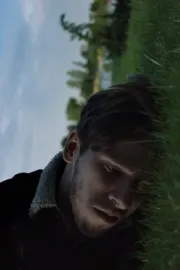 Warm Comedy about Depression, Madness and Unfulfilled Dreams