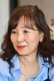 Ji-young Gong