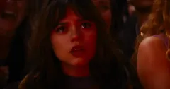 Jenna Ortega terorizuje Weeknda. Hvězda Wednesday znepokojuje v novém hororu