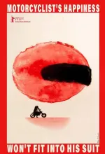 Al motociclista no le cabe la felicidad en el traje