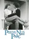Pieds nus dans le parc