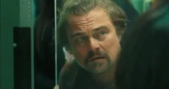 „Viva la revolución!“ DiCaprio je v traileru na nejšílenější film režisérské modly utržený ze řetězu