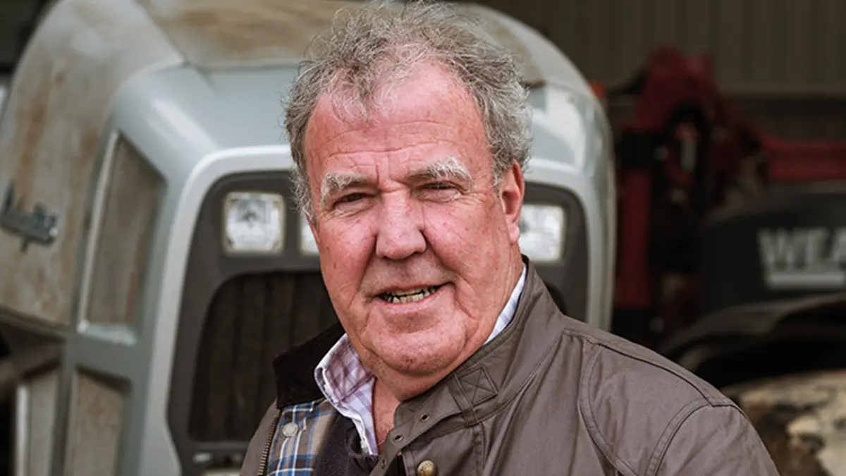 Urazil naprosto každého a stal se automobilovým postrachem. Jeremy Clarkson je v 65 výjimečnou hvězdou