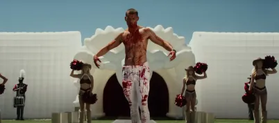 Fotbalová odysea pod taktovkou satana. Hvězda Scary Movie děsí v traileru na sportovní horor