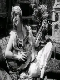 Enis Aldjelis, die Blume des Ostens