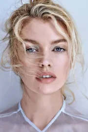 Stella Maxwell