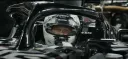 Největší film léta má stylovou propagaci. Haptická odezva traileru F1 přibije do pohovky