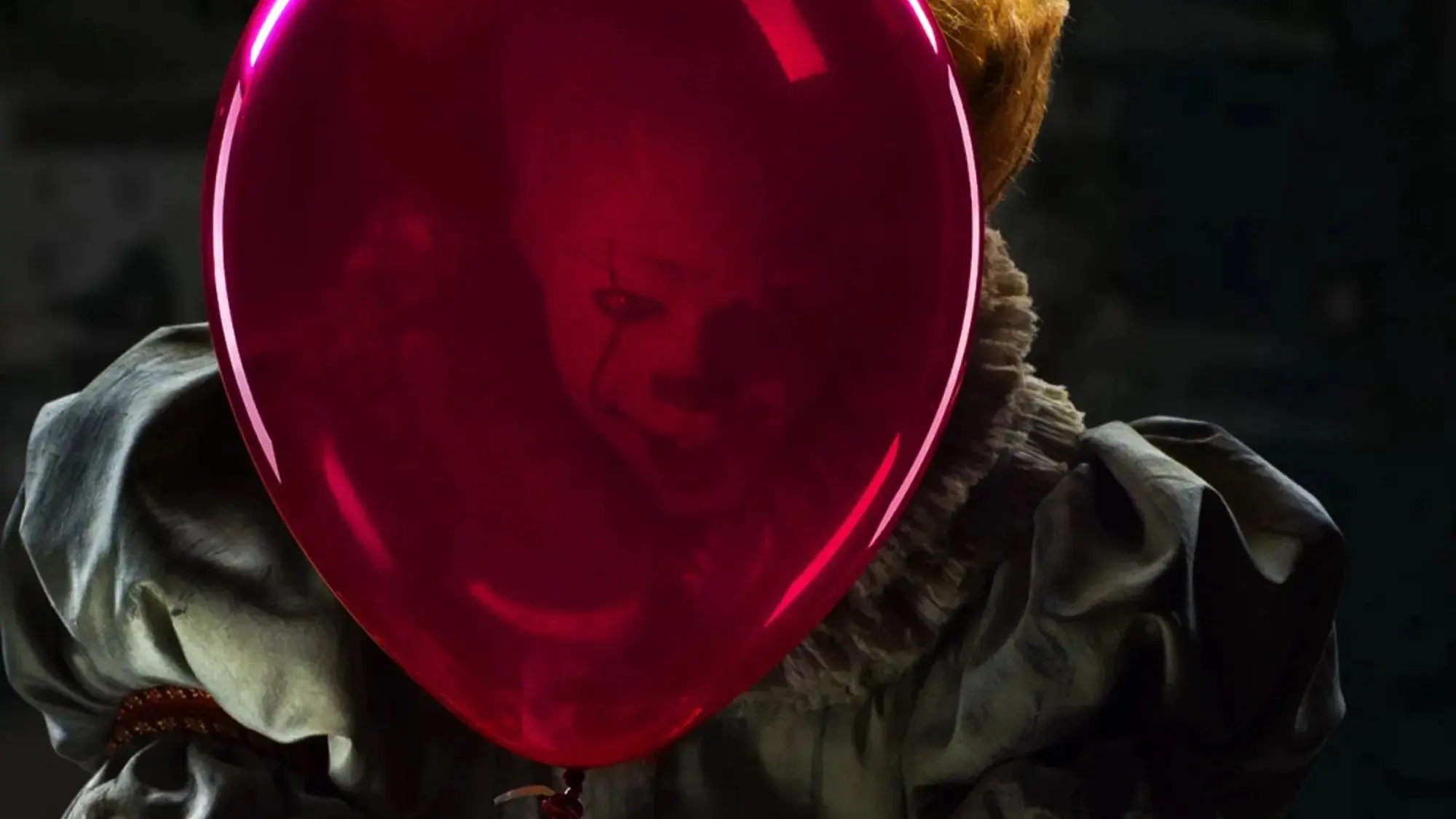 Klaun Pennywise zase trhá děti na kusy. Seriál na motivy Kingova To děsí mrazivým trailerem