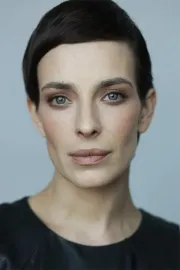 Анна Попова