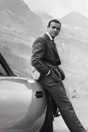 On Tour with the Aston Martin DB5