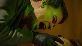 Nejoblíbenější sériový vrah je zpátky. Dexter zabíjí v nejhvězdněji obsazené sérii