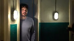 Hledali spiritualitu, našli smrt. Trailer na český seriál Bora představuje komediální thriller