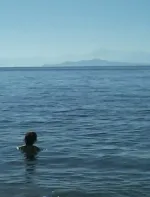 Al otro lado, yo me quedaré aquí siempre.