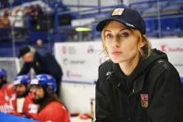 „Po návratu z natáčení jsem se rozplakala," říká herečka Natalia Germani o novince Neporazitelní