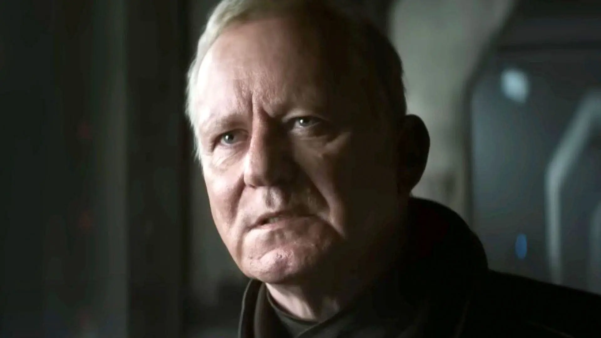 Stellan Skarsgård přijíždí do Varů. Hvězda Černobylu a Star Wars prolomila globální vlny