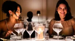 Nová česká komedie už září na Netflixu. Pod parou těží ze slavného oscarového filmu