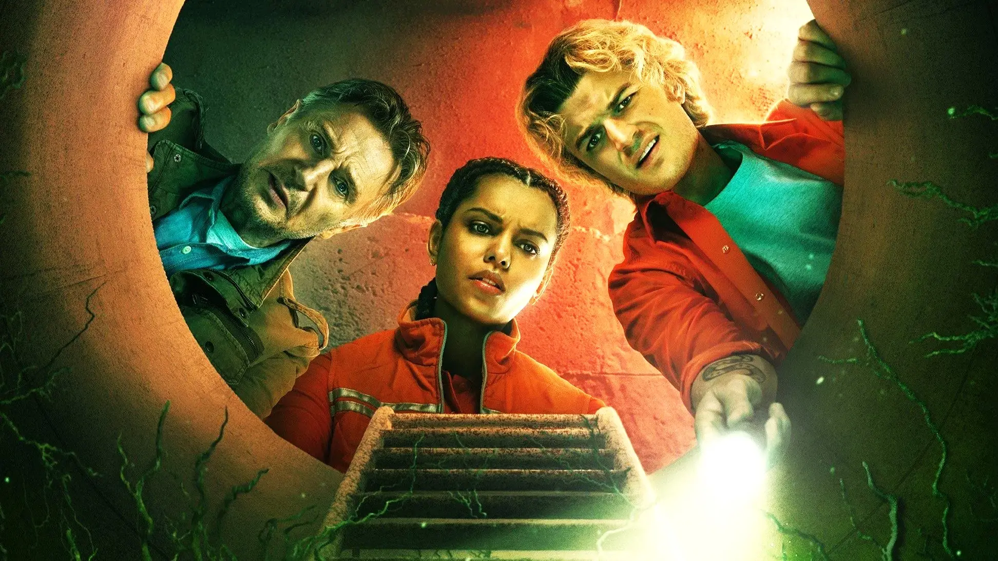 Liam Neeson proti plísni. Cold Storage od tvůrce Jurského parku znechucuje i baví v prvním traileru