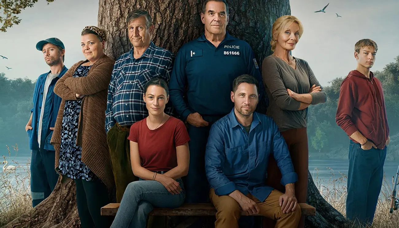 Recenze: Polabí ředí lákavý námět tradičními primáckými neduhy. Sympatičtí herci doplácí na příval klišé