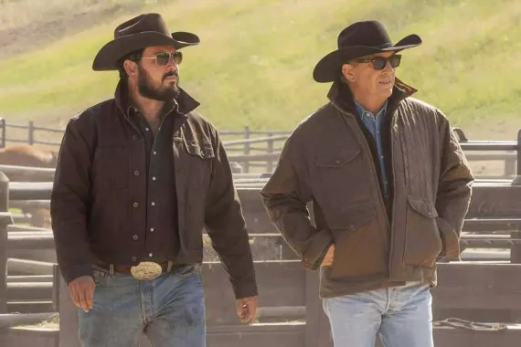 Taylor Sheridan končí u Paramountu. Hvězdný tvůrce Yellowstonu utíká za lepší nabídkou