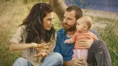 Slyšíš mě? nabízí citlivý střet dvou světů. Je realistickým pohledem do života neslyšících