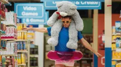 Nepolapitelný bojuje proti vlastnímu žánru. Channing Tatum je rozporuplným hrdinou