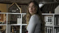 Sydney Sweeney krvavě dovádí s Amandou Seyfried. Trailer na Pomocnici slibuje intenzivní thriller