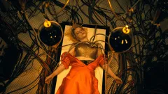 Temná Frankensteinova romance ve stylovém traileru. Hororová Nevěsta! okouzluje i znervózňuje