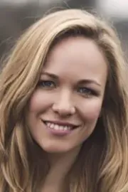 Eline Van der Velden