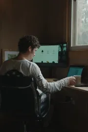 mid-level modern knowledge worker