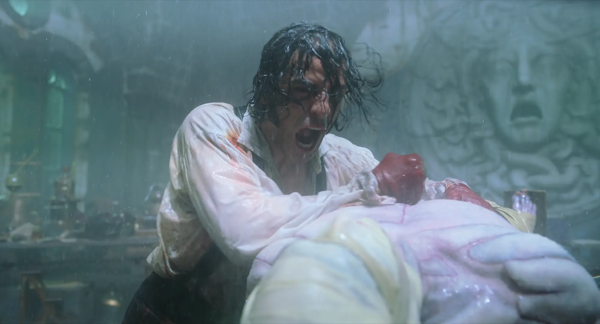 Je to živé! 11 nejzajímavějších adaptací Frankensteina, který dál dobývá streamovací svět