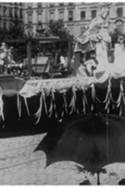 Cavalcade (char du soleil)