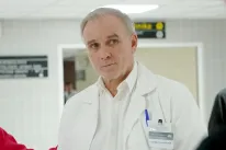 Je Lukáš Vaculík sériový vrah? Noční operatér pojímá kriminálku jako kritiku společnosti