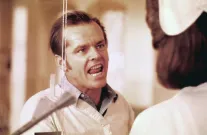 Přelet nad kukaččím hnízdem slaví 50 let. Formanova klasika vznikla na uměleckém i politickém bojišti